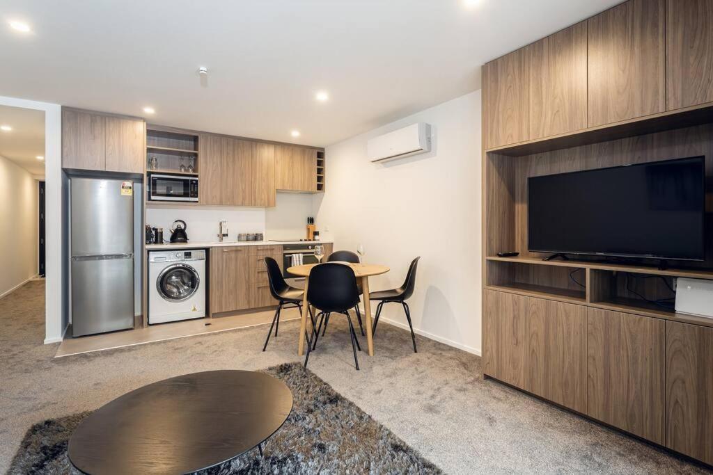 Stellar Central City Apartment - Hagley Park Крайстчёрч Экстерьер фото